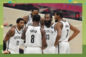 包含里程碑夜！纽约尼克斯外线爆发；CBA常规赛集结日刷纪录；悬念犹存；数据趋势出现新变化的词条