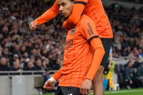 爱游戏在线入口 -全美爆发超1200场示威反对特朗普