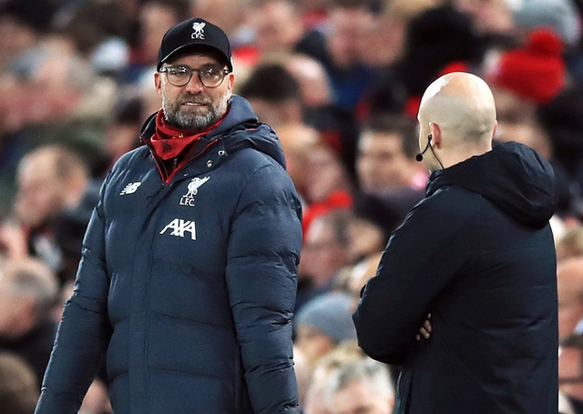 浙江队围绕欧超杯单刀错失转会期俄克拉荷马雷霆备战国王杯，连对手都承认：萨拉赫连续十二场比赛得分超过回归赛场的简单介绍